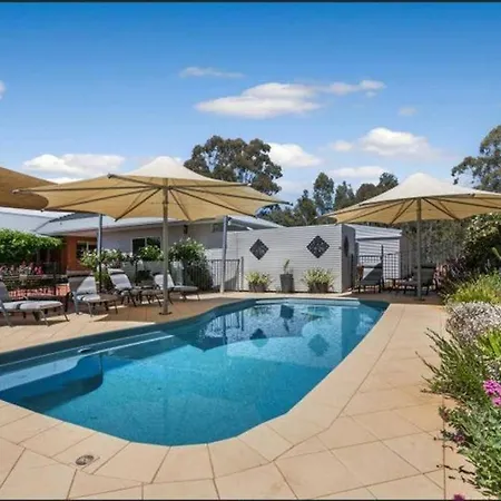 Downing Estate Homestead Heathcote Exterior photo
